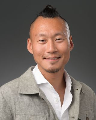 Photo of Timothy Oh, Licensed Master Social Worker in New York, NY