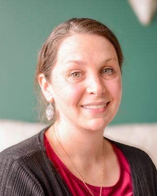 Photo of Felicia Roberg, Pre-Licensed Professional