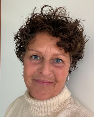Photo of Nicola Kendall, Counsellor, MBACP