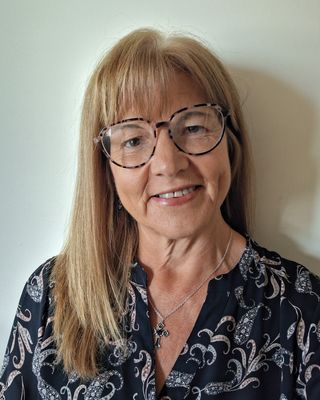 Photo of Lindsay McCarthy, Psychotherapist, MBACP