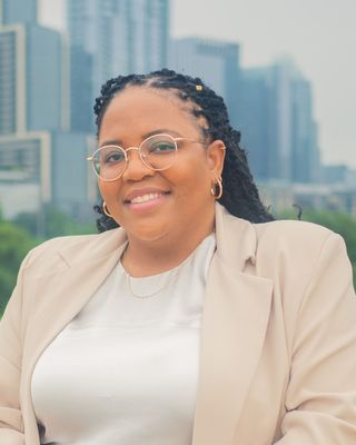 Photo of Lizzie-Ann Tran, Clinical Social Work/Therapist, LCSW