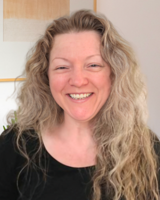 Photo of Shannon Deeley, Registered Psychotherapist (Qualifying)