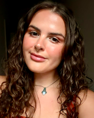 Photo of Skylar Moroz, Clinical Social Work/Therapist, LMSW