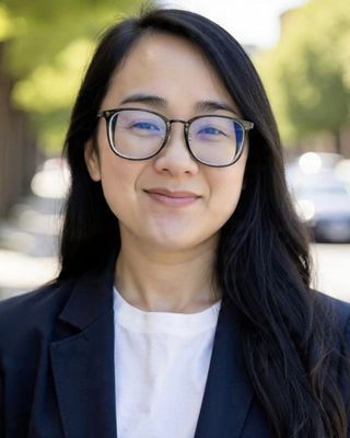 Photo of Jennifer Nguyen, Marriage & Family Therapist, LMFT