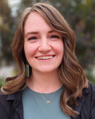 Photo of Lindyn Holt, Licensed Professional Counselor Candidate, MA, LPCC, NCC