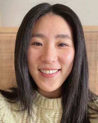 Photo of Sumi Lim - Anxiety Therapist, Registered Psychotherapist