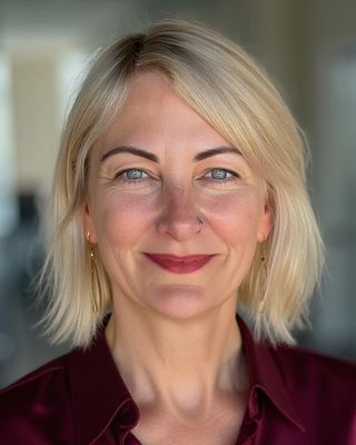 Photo of Arian J Dasmalchi, Marriage & Family Therapist Associate, MS, AMFT, APCC
