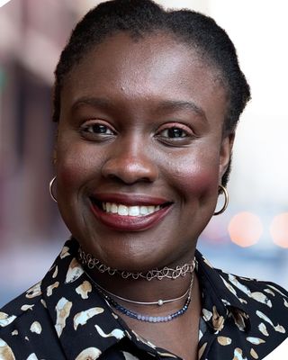 Photo of Christine Bilé, Clinical Social Work/Therapist, MSSW, LICSW