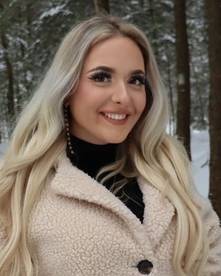 Photo of Carly Buchanan, Registered Psychotherapist, RP