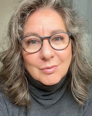 Daphne DeMaris, Counselor, Edina, MN, 55435 | Psychology Today