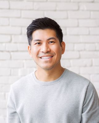 Photo of Dr. Thai Le, Psychologist, PhD