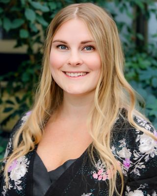 Photo of Danielle Lemky, Psychologist, BA, MC, RPsych