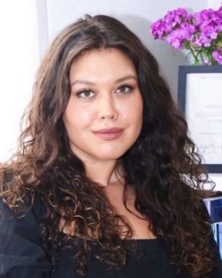 Photo of Alessandra Fabris-Tantawi, Clinical Social Work/Therapist, LCSW, MEd