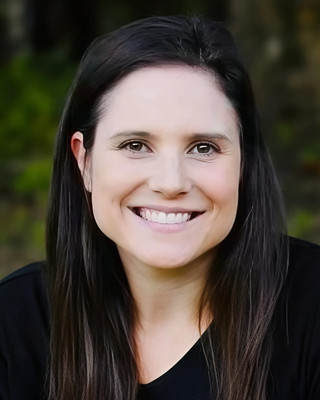 Photo of Ashley Flores, Clinical Social Work/Therapist, LCSW-C