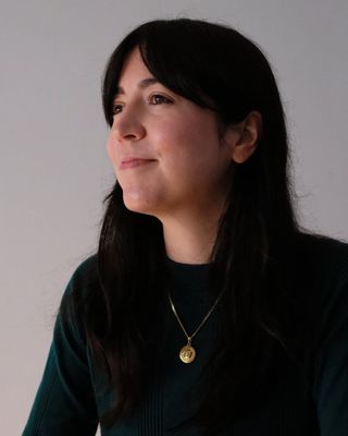 Photo of Esther Gallois - Jungian Psychotherapy, LCSW, CYT, Clinical Social Work/Therapist
