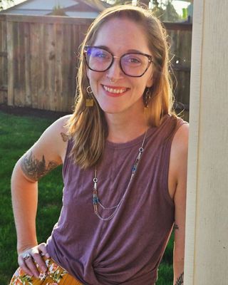 Photo of Sarah King, Clinical Social Work/Therapist, LCSW, PMH-C, CCTP