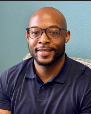 Photo of Julian Thomas, LMSW , Clinical Social Work/Therapist