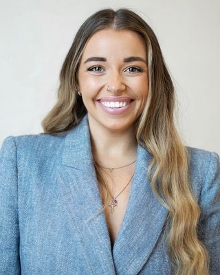 Photo of Marianne Duffy - Couples and Individual Therapist: Marianne Duffy, Registered Psychotherapist (Qualifying), MA, RP(Q), CT(P)