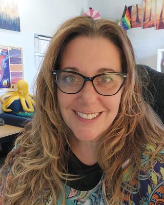 Photo of Kerry Donovan, Counsellor, BA, BEd, MOrgM, MACP, LCT