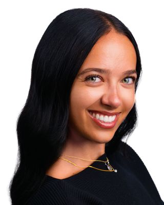 Photo of Emma Busby, Marriage & Family Therapist Associate, MA, AMFT, APCC, EMDR