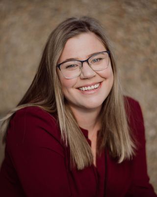 Photo of Lucie Swaffield, Psychologist, MA, PsyBA Endorsed