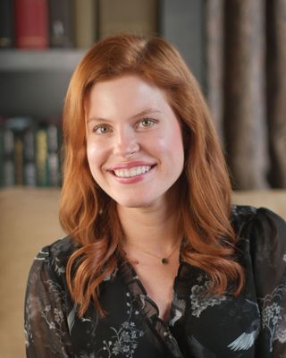 Photo of Abby Van Eman- Cօuples Аnd Relatiօnship Therаpist, Pre-Licensed Professional, LPC, MHSP, (temp)