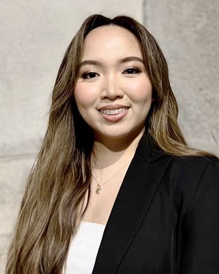 Photo of Christia Leung, Registered Psychotherapist (Qualifying)
