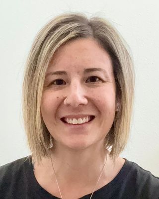 Photo of Meghan Hanes - Meghan Hanes・Trauma⏐Substance Use⏐EMDR Therapist, Clinical Social Work/Therapist, LCSW