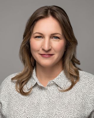 Photo of Sarah Epp, Registered Psychotherapist, MA, MSW, RSW, RP