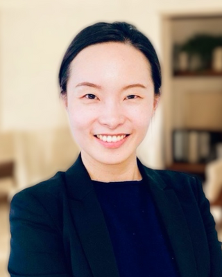 Photo of Rae Zhang, Pre-Licensed Professional