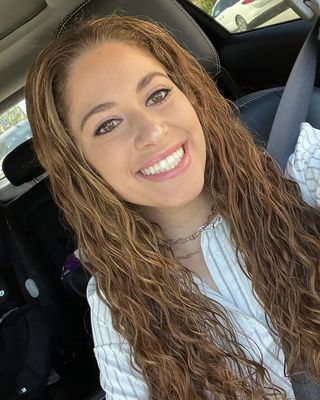 Photo of Shoshana Zelcer, Licensed Master Social Worker, LMSW