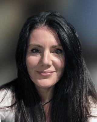 Photo of Jayne Sanders, Psychotherapist in Primrose Hill, London, England