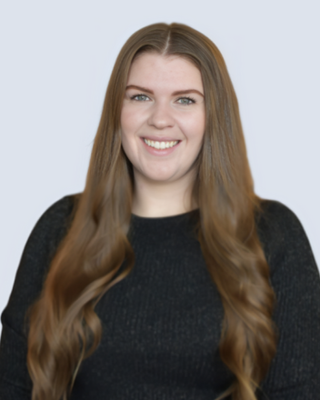 Photo of Emily Ahern, Registered Psychotherapist (Qualifying)
