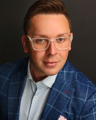 Photo of Jareb Kinney, Licensed Professional Counselor, MA, LPCC
