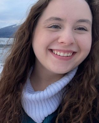 Photo of Courtney Schuster, Pre-Licensed Professional