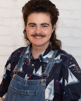 Photo of Mabe Kyle, Registered Psychotherapist (Qualifying)
