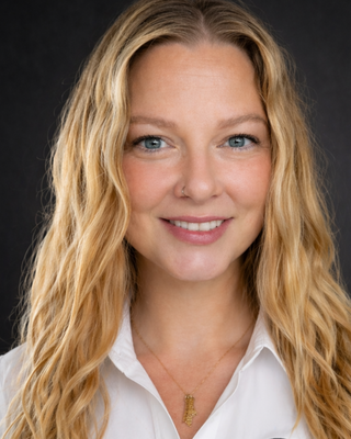 Photo of Shelby Decker, Clinical Social Work/Therapist