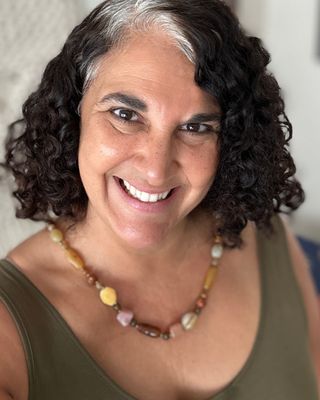 Photo of Shirla de Magalhães, LMFT, RPT-S, RSP, Marriage & Family Therapist