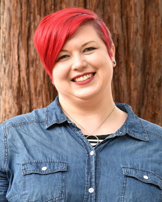 Photo of Kelly Lloyd, Marriage & Family Therapist in Los Angeles, CA