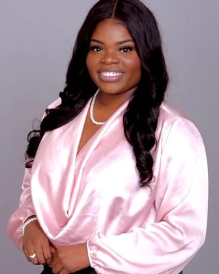 Photo of Erika Okafor, Clinical Social Work/Therapist, LMSW