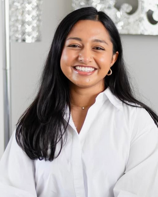 Photo of Saman Essa, Psychologist, PhD, LP