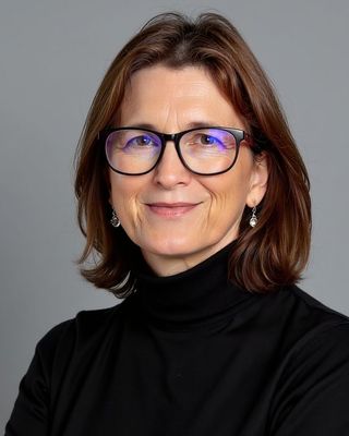 Photo of Nicola Wainer Ma, Psychotherapist, MA, MUKCP