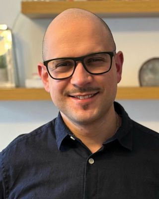Photo of Ricardo Arroyo Dans, Psychotherapist, MSc, MBACP