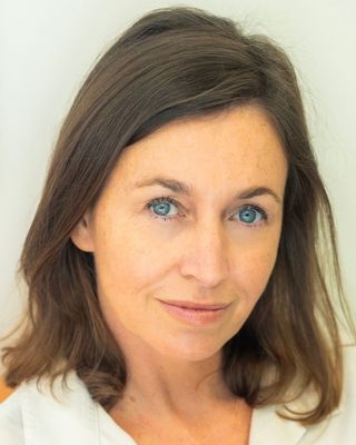 Photo of Robyn Clinton, Psychotherapist, MSc, MUKCP