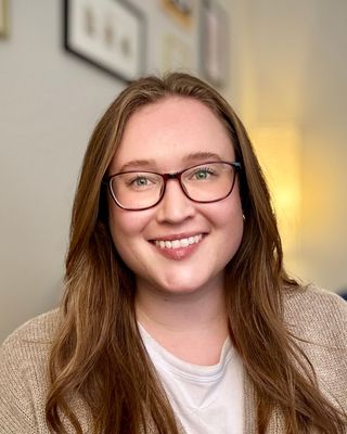 Photo of Shelby Hildenbrand, Licensed Professional Clinical Counselor, MA, LPCC