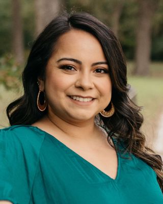 Photo of Stephanie Canchola, Licensed Master Social Worker, LMSW
