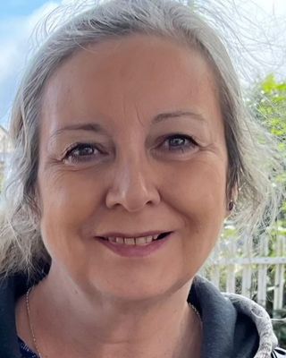 Photo of Cindy Smith, Counsellor, MBACP