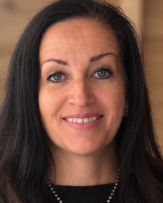 Photo of Amanda Thomson, Counsellor, MBACP