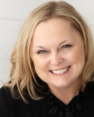 Photo of Kelly Wever, Clinical Social Work/Therapist