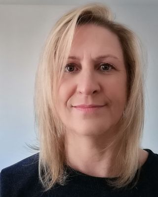 Photo of LARAINE DAWSON, Counsellor in HG2, England